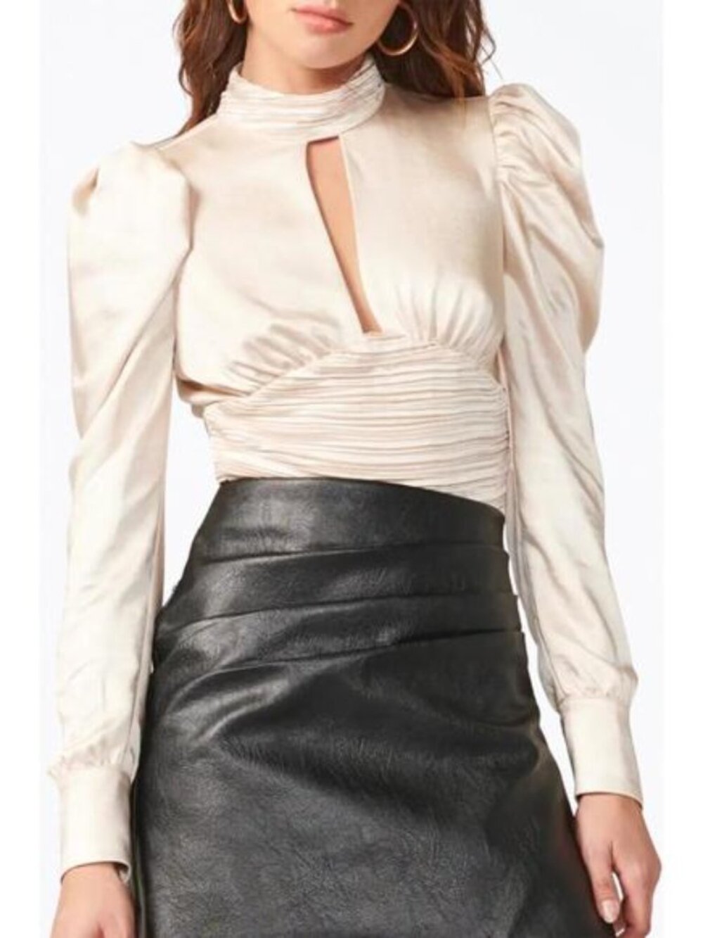 Adelyn Rae Cora Cutout Open Back Sateen Top Size Small Cream Color Retail $198